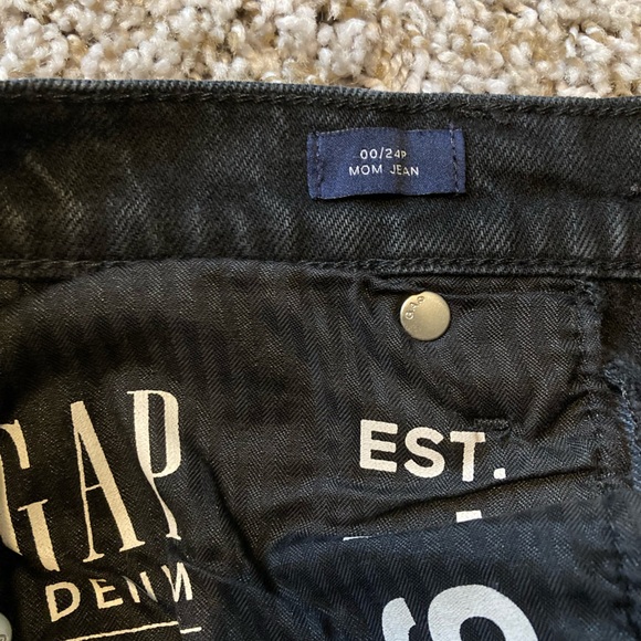 GAP mom jean - Picture 4 of 4